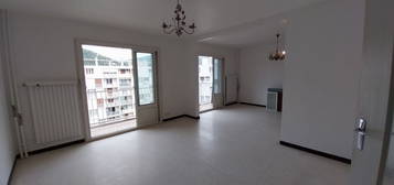 Appartement 4 pièces 76 m²