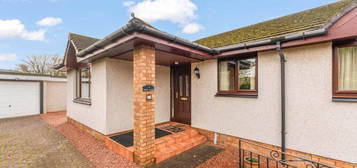 4 bedroom detached bungalow for sale