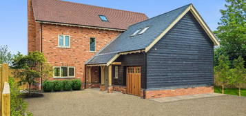 6 bedroom detached house for sale