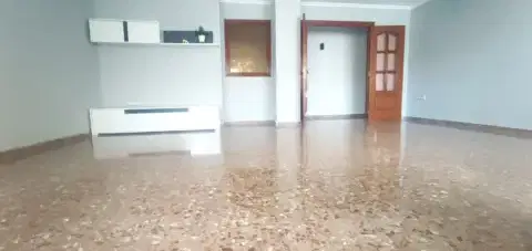 Piso en Aiora