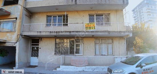 KARŞIYAKA ÖRNEKKÖYDE KİRALIK GENİŞ 2+1 DAİRE KANIT EMLAKTAN