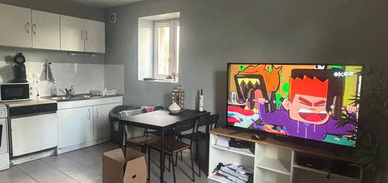 Appartement  à louer, 2 pièces, 1 chambre, 42 m²