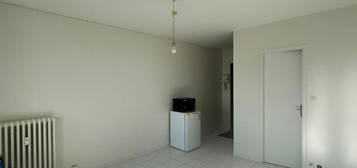 Studio 1 pièce 18 m²