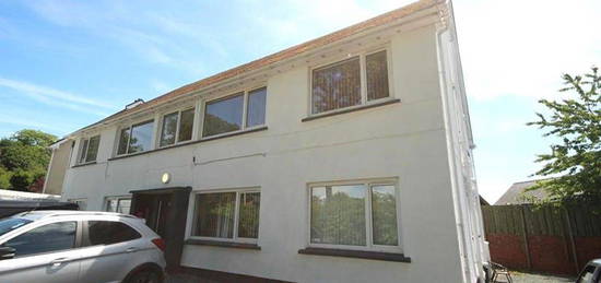 Flat to rent in Lon Hendre, Waunfawr, Aberystwyth SY23