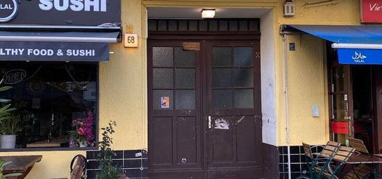 Dachgeschosswohnung mit Balkon in Moabit - ab sofort