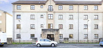 3 bedroom flat for sale