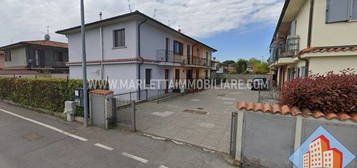 Villa a schiera 3 locali, buono stato, Casale Cremasco, Casale Cremasco-Vidolasco