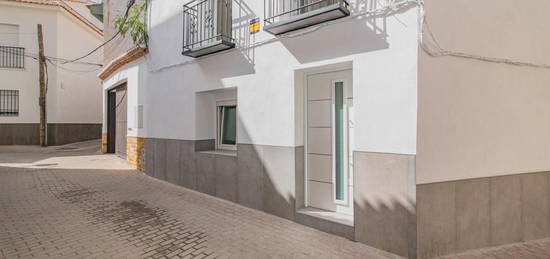 Casa adosada en venta en Calle San Sebastian, Dílar