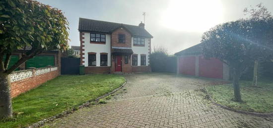 4 bedroom detached house for sale