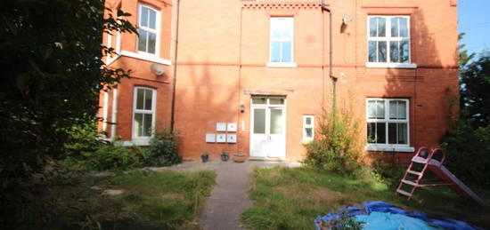 3 bed flat for sale