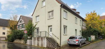 Einfamilienhaus mit viel Potential in Hetzles