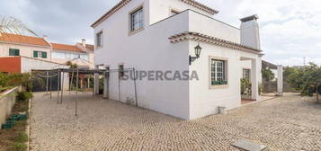 Casa / Villa T4 em Palmela de 185,00 m²