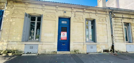 A vendre Bordeaux centre Palais de justice échoppe de 110 m²