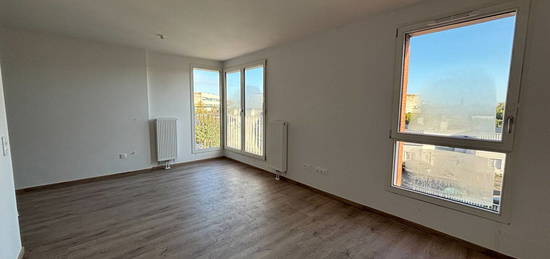 Appartement  à louer, 2 pièces, 1 chambre, 46 m²