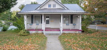 525 Center St, Franklin, IN 46131