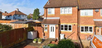 5 bed end terrace house for sale