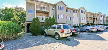 5990 Colerain Ave Unit 41, Green Township, OH 45239