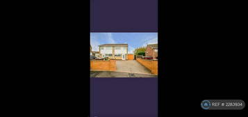 3 bedroom semi-detached house