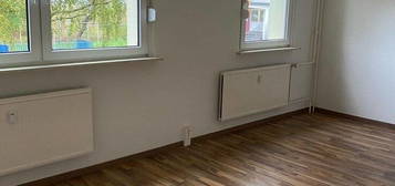 Schöne 2-Raum-Wohnung mit Balkon im EG