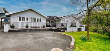 5 bed detached bungalow for sale