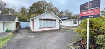 2 bedroom detached bungalow for sale