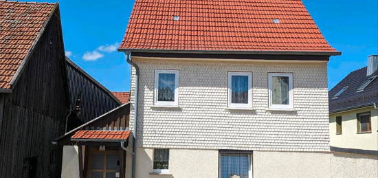 Haus mit Scheune und Garten in Mittelsdorf zu verkaufen