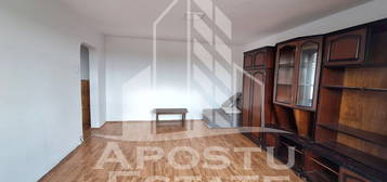 Apartament cu 3 camere, cu vedere pe 2 parti, 82 mp, Aure...