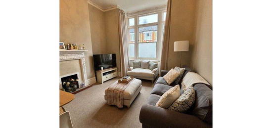 2 bed flat to rent