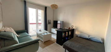 Studio lumineux 30 m² avec balcon et parking - Montpellier Tonnelles