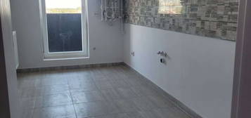 PROMO Apartament 2 Cam Decomandat// Parcare gratuita//