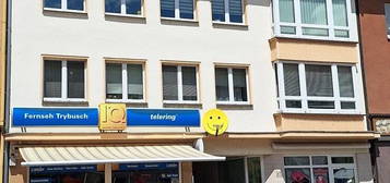 neu renovierte DG-Wohnung in zentraler Lage