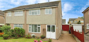 3 bed semi-detached house for sale