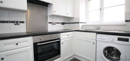 2 bed flat to rent