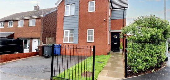 3 bedroom detached house for sale