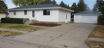 3004 34th St, Columbus, NE 68601