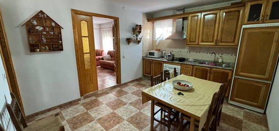 Casa o chalet independiente en venta en calle Poligonos, 11