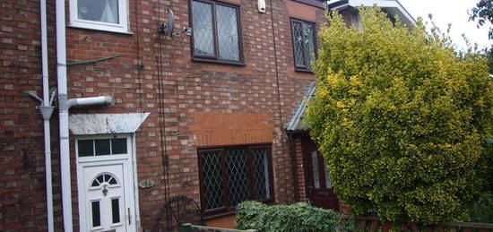 3 bedroom end of terrace house