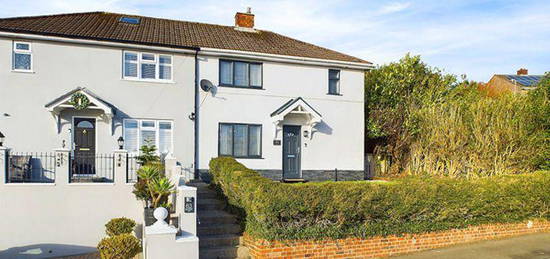 3 bedroom semi-detached house for sale