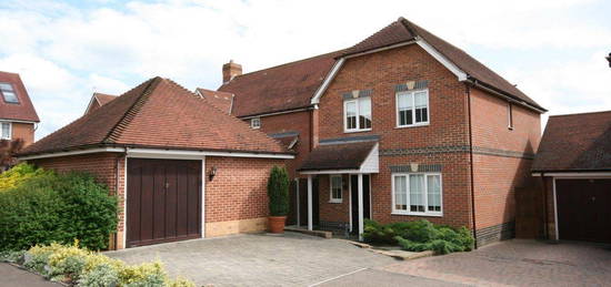 Property to rent in Luxford Place, Sawbridgeworth CM21