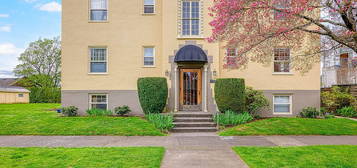 2537 NE 56th Ave APT 2, Portland, OR 97213