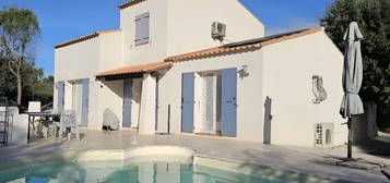 Villa  à vendre, 5 pièces, 3 chambres, 120 m²