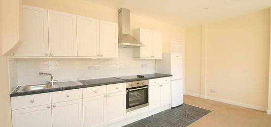 1 bedroom ground floor flat