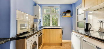 Flat for sale in Brighton Road, Sutton SM2