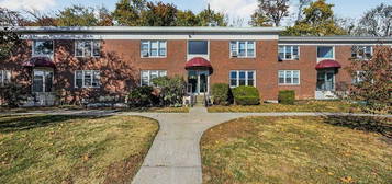 6 Stokes Rd Unit 1B, Yonkers, NY 10710