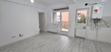 Apartament 2 Camere de vanzare