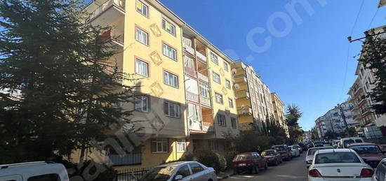 Sincan merkez de full yapılı kiralık ara kat daire