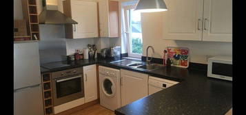 2 bed flat to rent