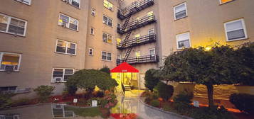 2215 N Central Rd Apt 3C, Fort Lee, NJ 07024