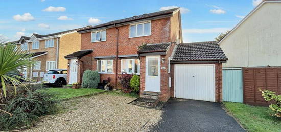 2 bedroom semi-detached house for sale