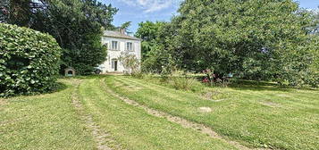 MAISON DE 145M² - LE BREUIL